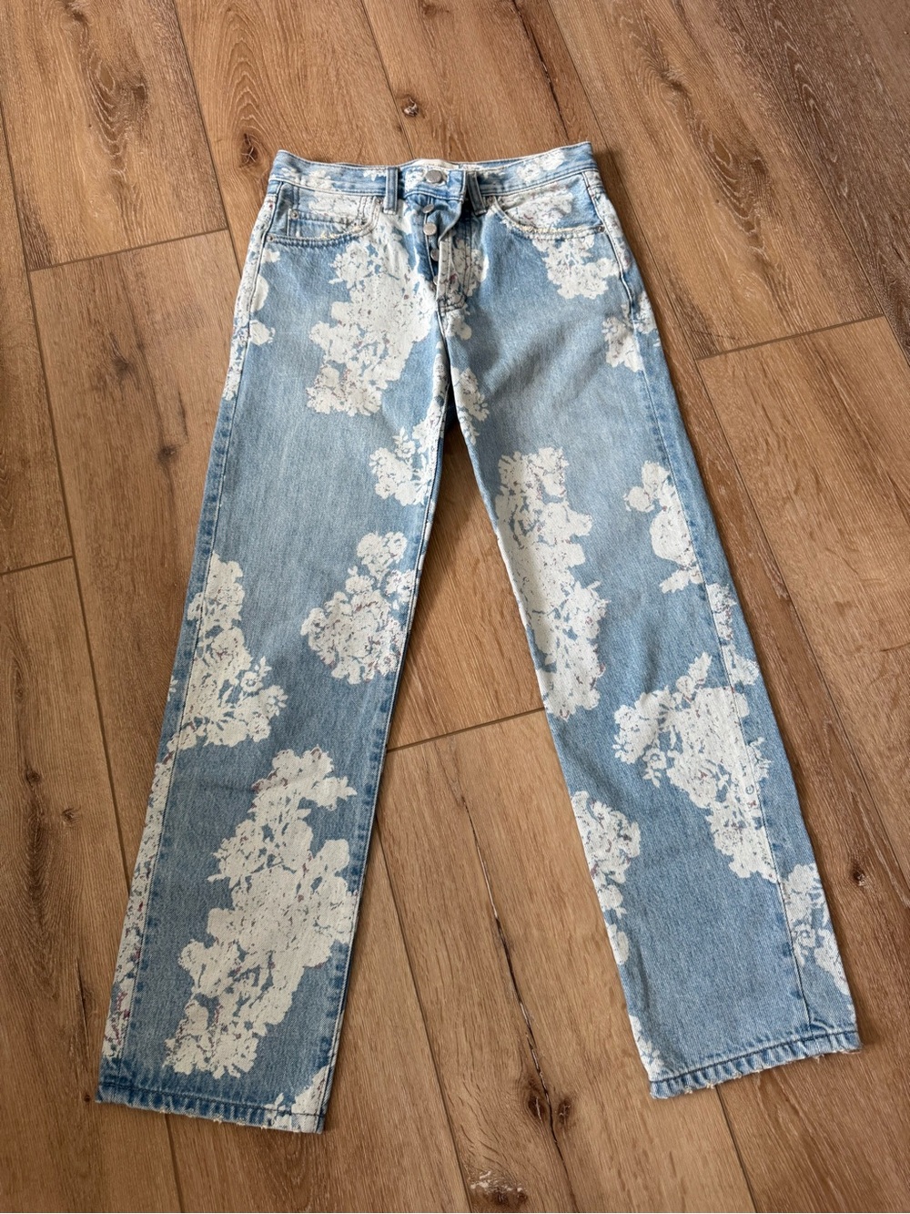 We the Free boyfriend jean white floral printed size 24